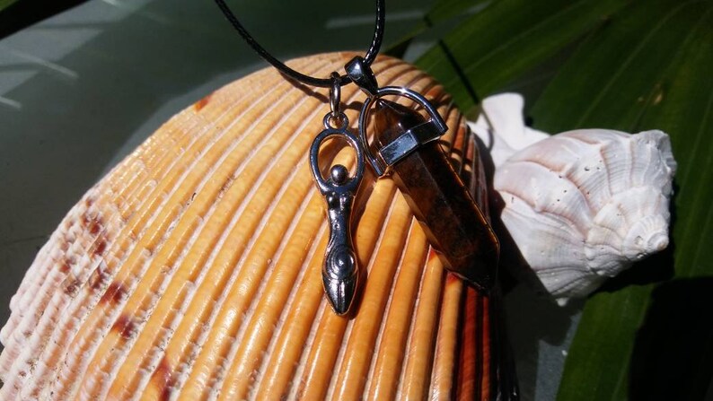 Tigers Eye Crystal point, Tigers Eye Pendant, Crystal, Chakra point necklace, hippie crystal point, pentacle charm, goddess charm, Strength