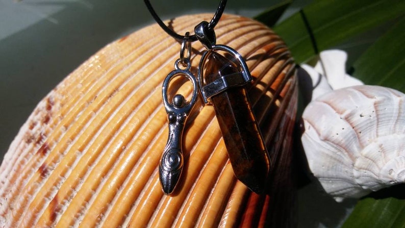 Tigers Eye Crystal point, Tigers Eye Pendant, Crystal, Chakra point necklace, hippie crystal point, pentacle charm, goddess charm, Strength