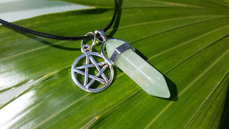 Jade Crystal point, Jade Crystal, Chakra point necklace, calming crystals, hippie crystal point, pentacle charm, goddess charm, lucky charm