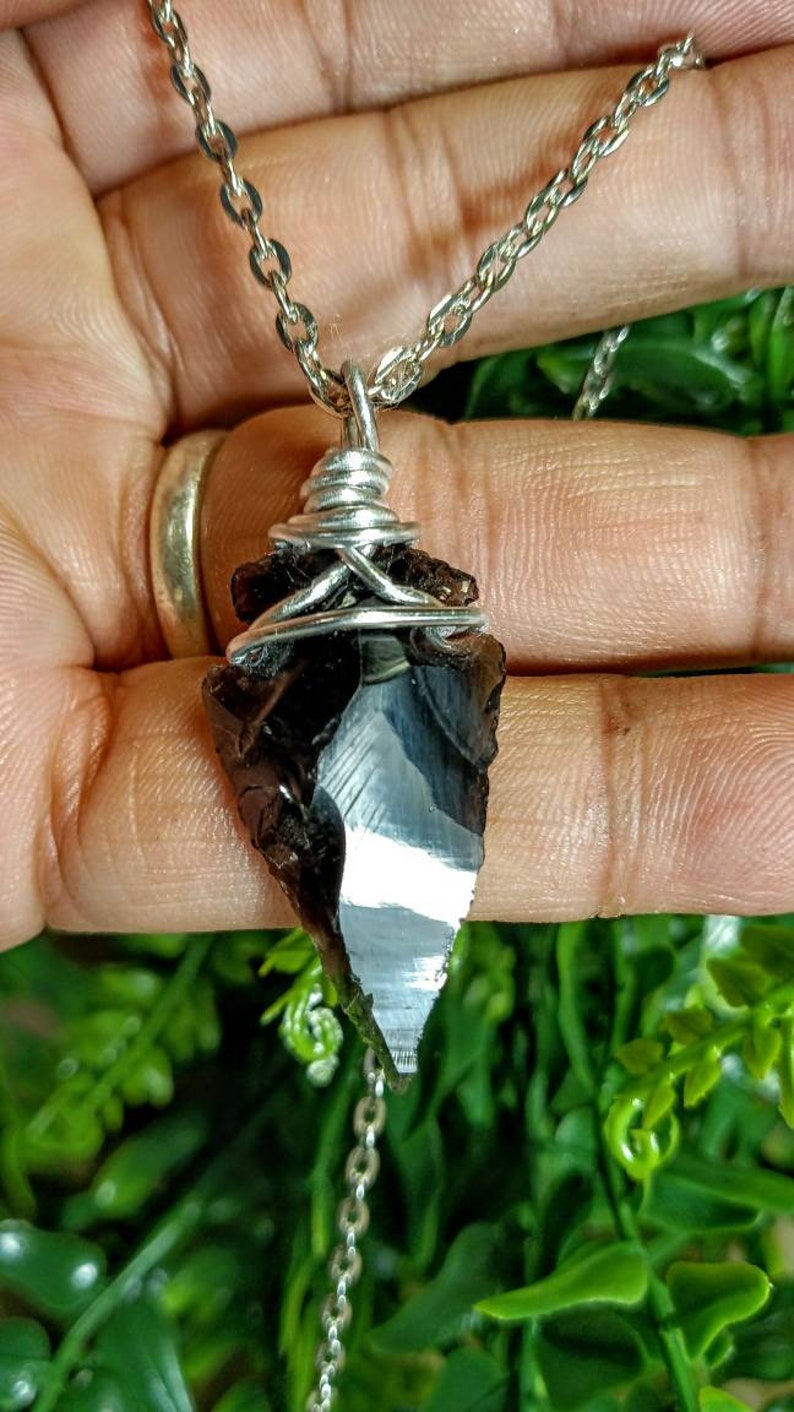 Obsidian Arrowhead, Arrowhead Pendant, Silver Chain Arrowhead, Obsidian Pendant, Native American, Native Arrowhead, protection pendant,