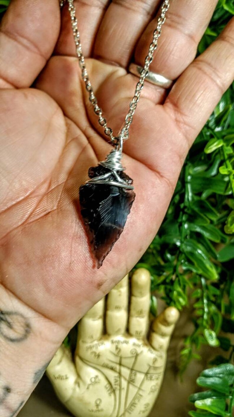 Obsidian Arrowhead, Arrowhead Pendant, Silver Chain Arrowhead, Obsidian Pendant, Native American, Native Arrowhead, protection pendant,