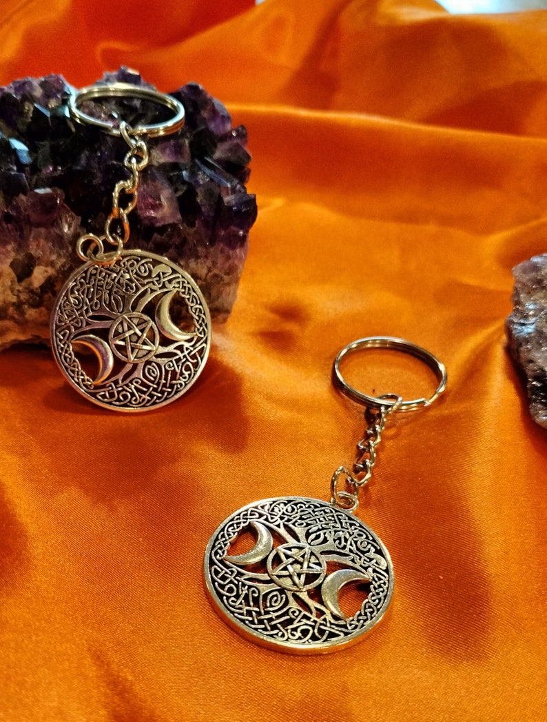 Triple moon goddess star pendant charm