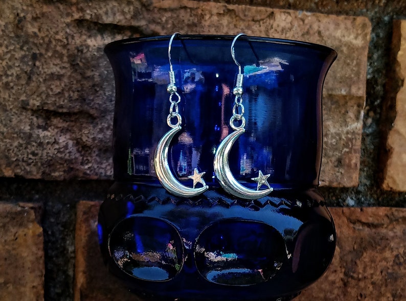 Moon & Star Earrings, Celestial Dangle Earrings, Silvertone Moon, Silvertone Moon Dangles, Man in the Moon Dangles, Celestial Earrings