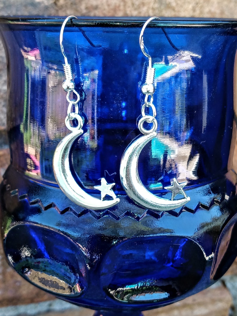 Moon & Star Earrings, Celestial Dangle Earrings, Silvertone Moon, Silvertone Moon Dangles, Man in the Moon Dangles, Celestial Earrings