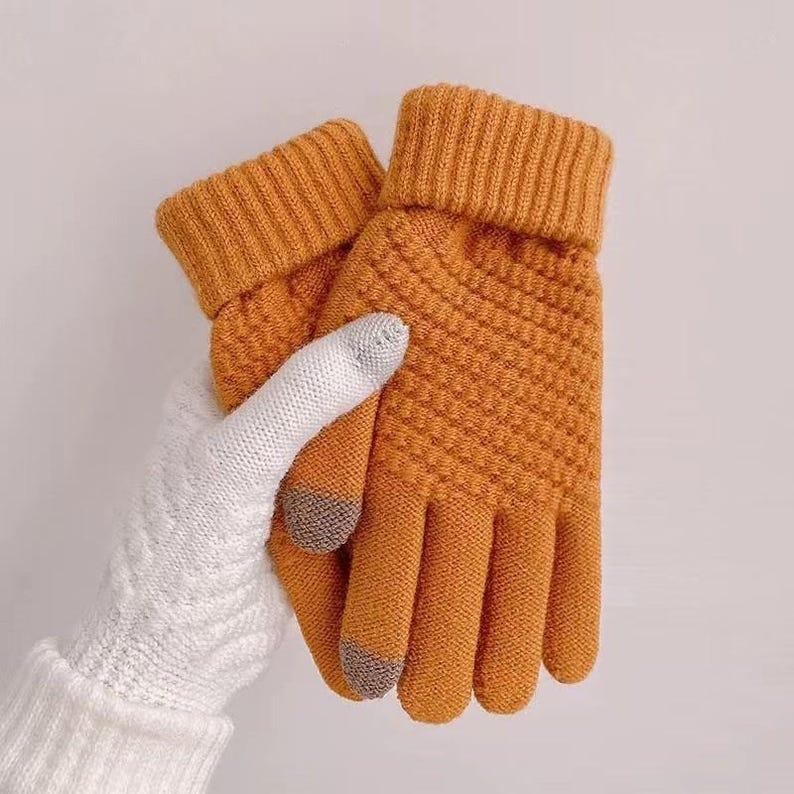 Wool Touchscreen Gloves | Two-Tone Knit Mittens