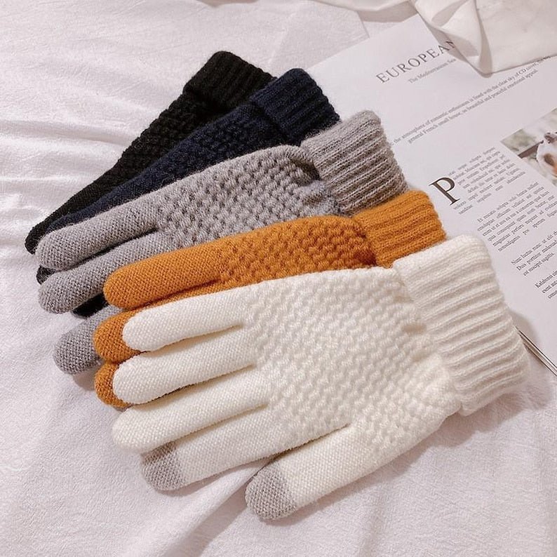 Wool Touchscreen Gloves | Two-Tone Knit Mittens